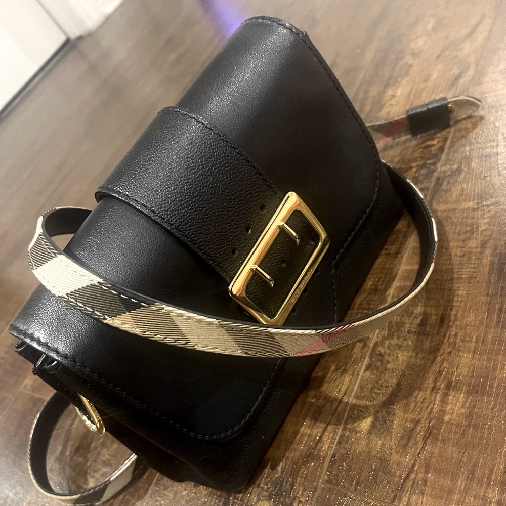 100% Authentic Burberry Handbag